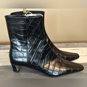Michael Kors Black Croc Embossed Leather Kitten Heel Ankle Boots  Womens 6M